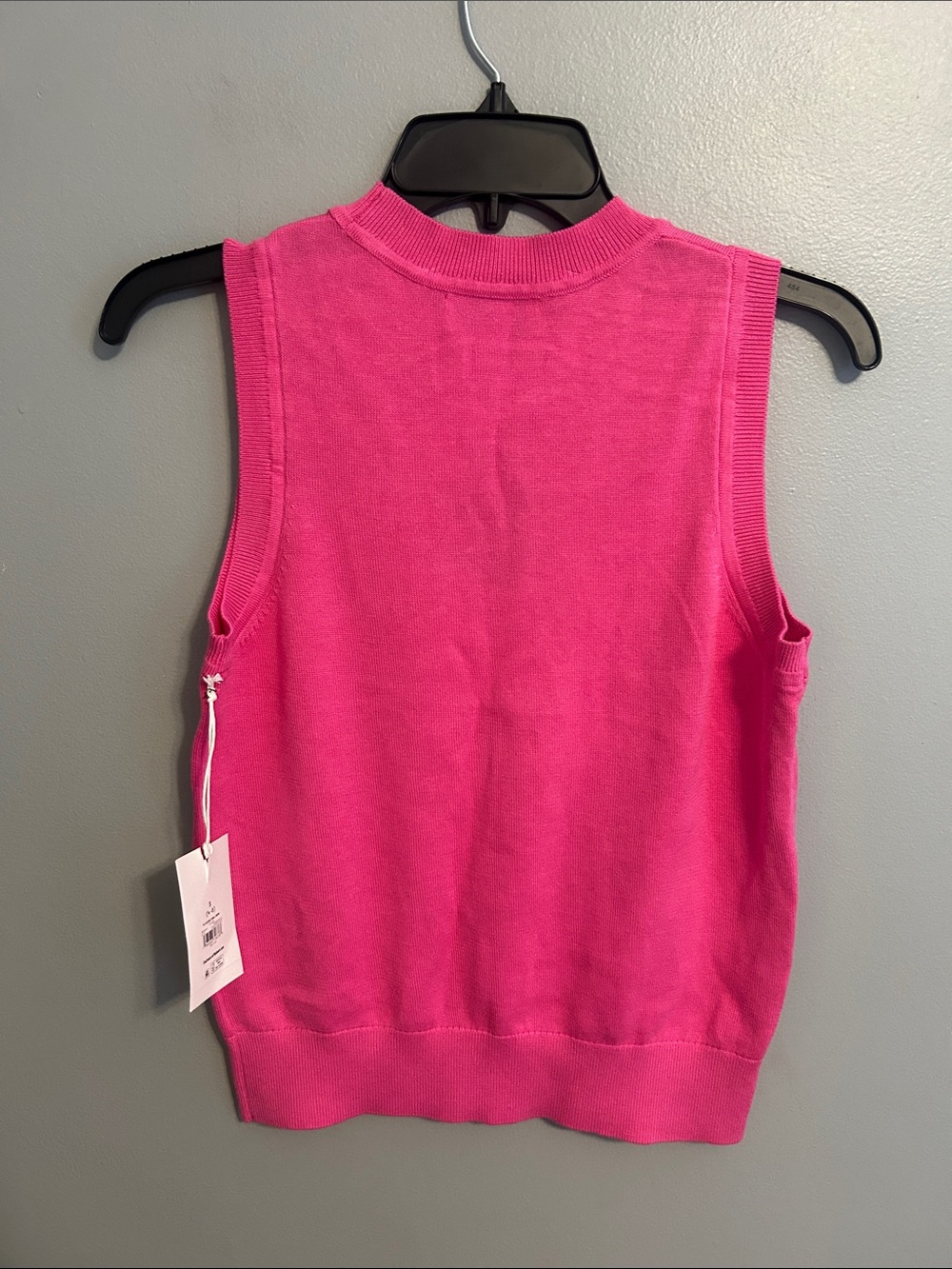 Free Assembly Graphic Sweater Shell - Picture 4 of 6